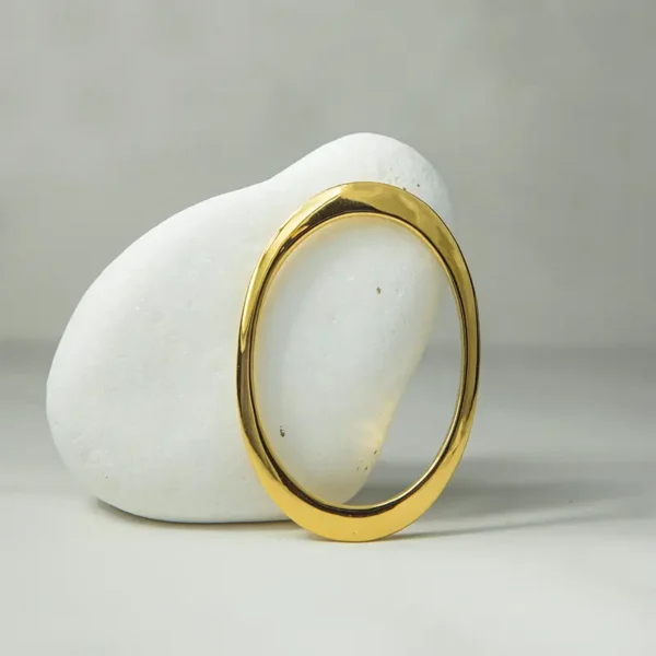 Χειροπέδα Halo II – Statement βραχιόλι με καθαρή γραμμή και διαχρονικό design